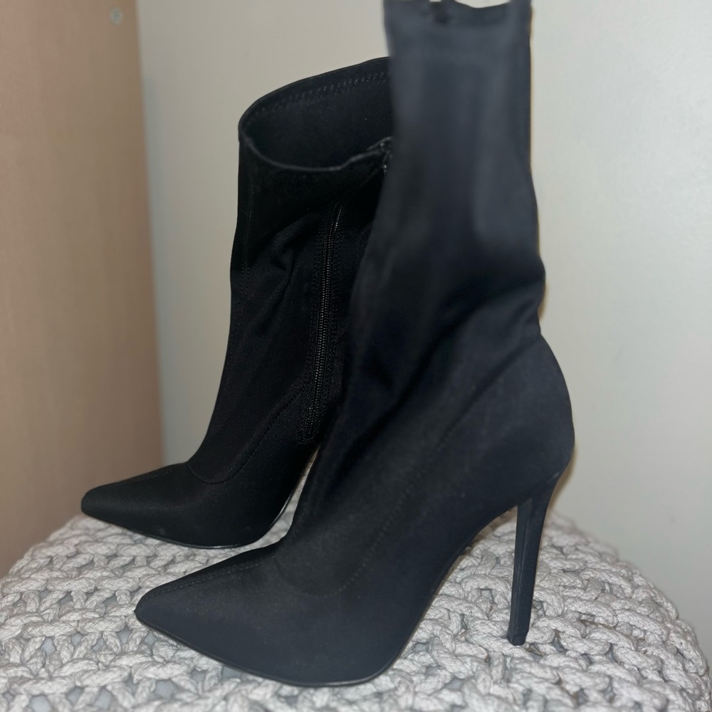 Black heels